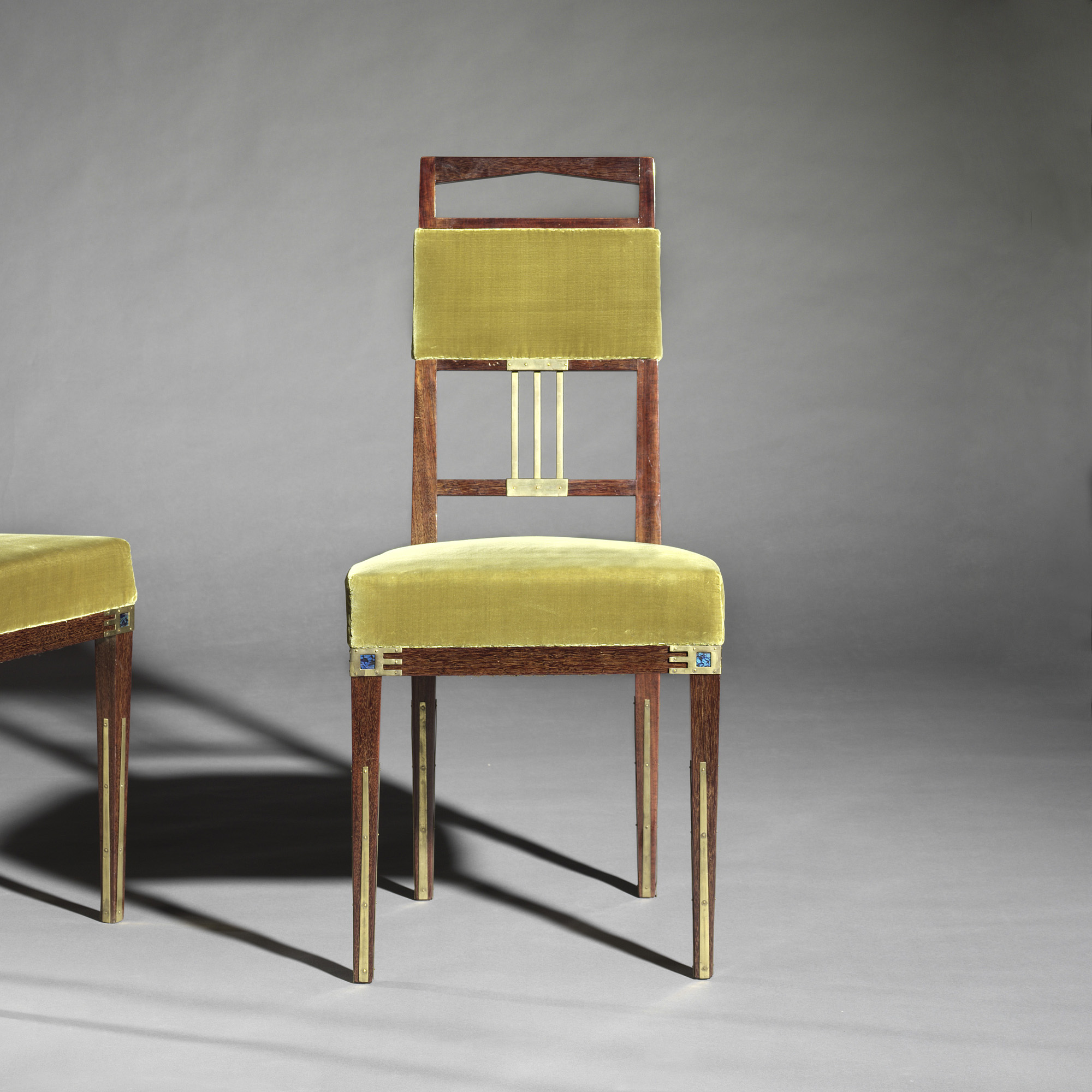 Pair of side chairs 'Saint-Saens'